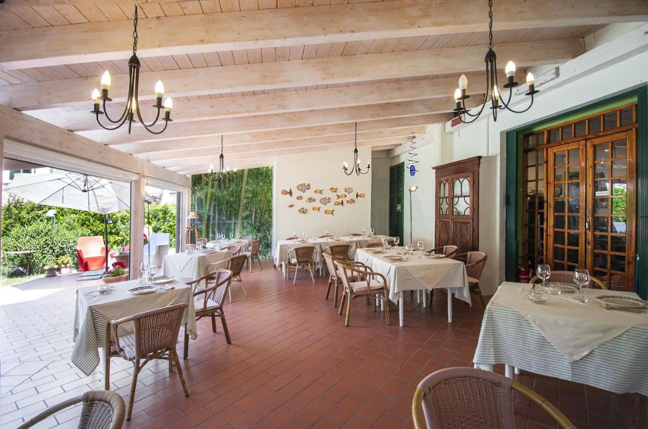 Hotel Sette Archi Bocca di Magra Buitenkant foto