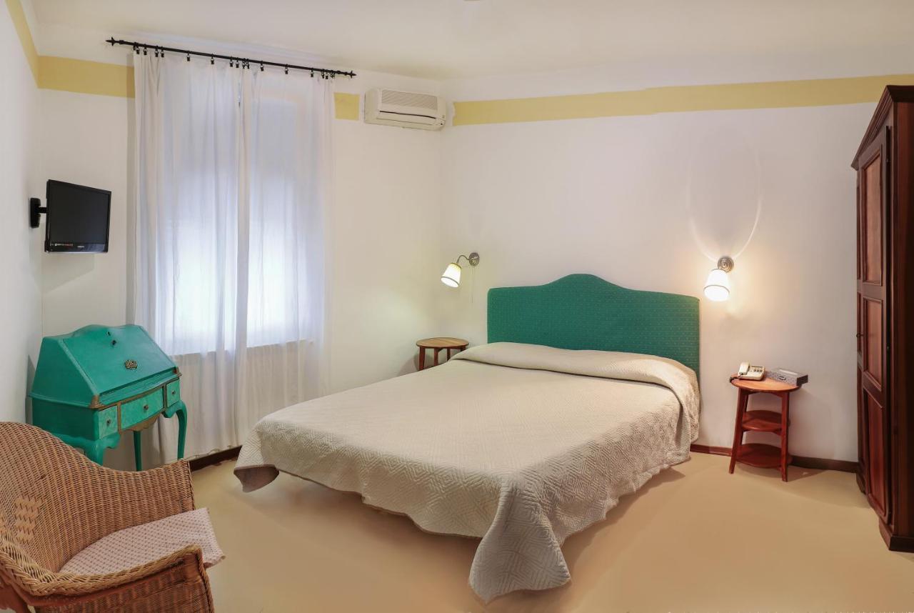 Hotel Sette Archi Bocca di Magra Buitenkant foto