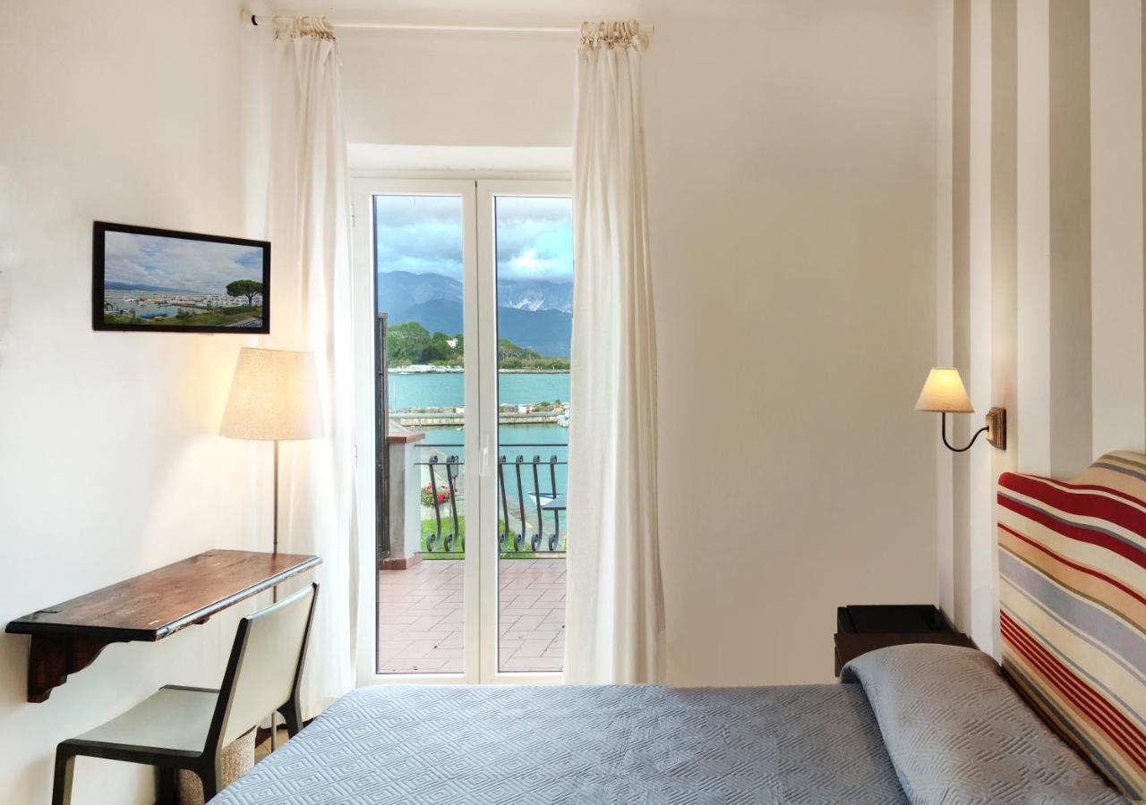 Hotel Sette Archi Bocca di Magra Buitenkant foto