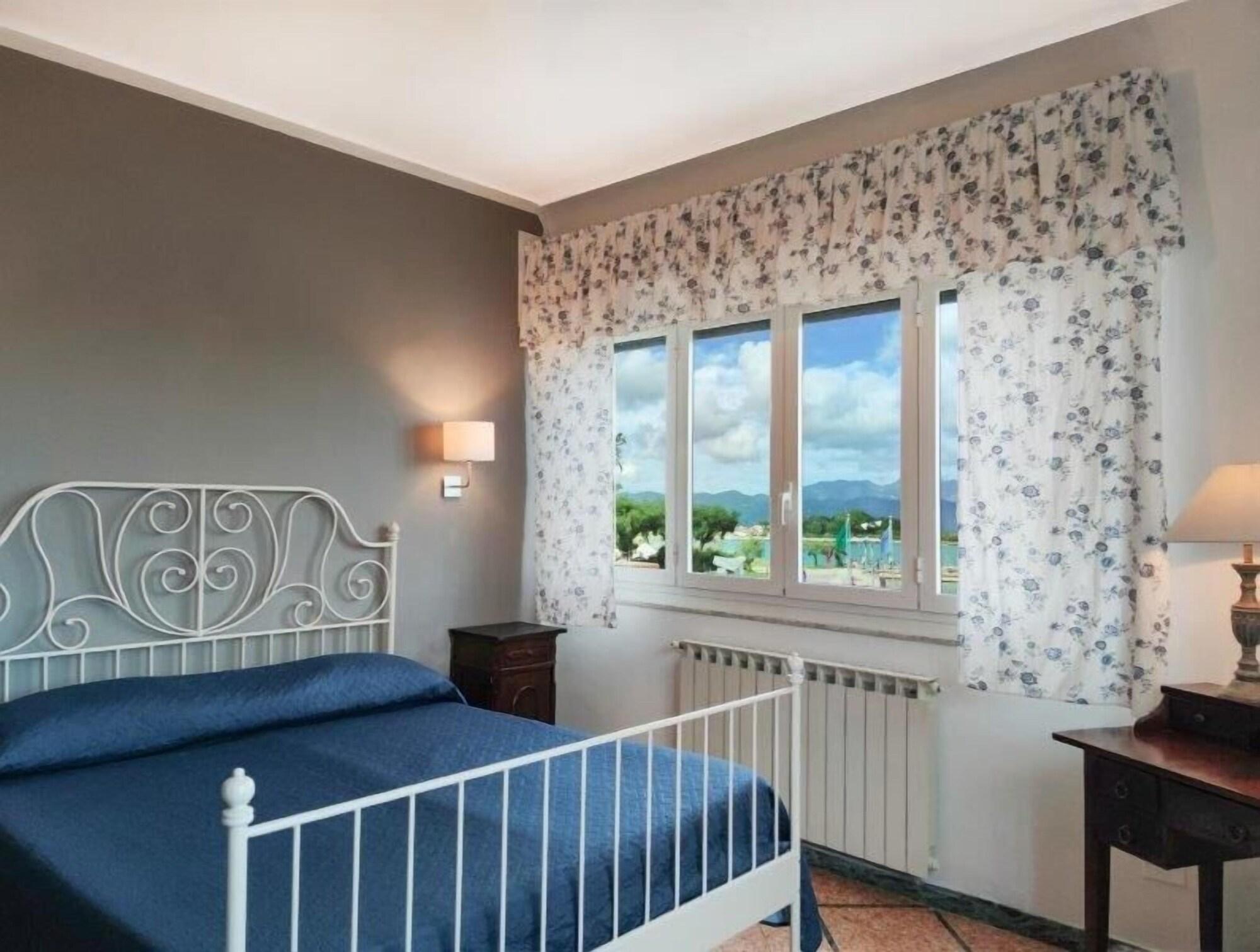 Hotel Sette Archi Bocca di Magra Buitenkant foto