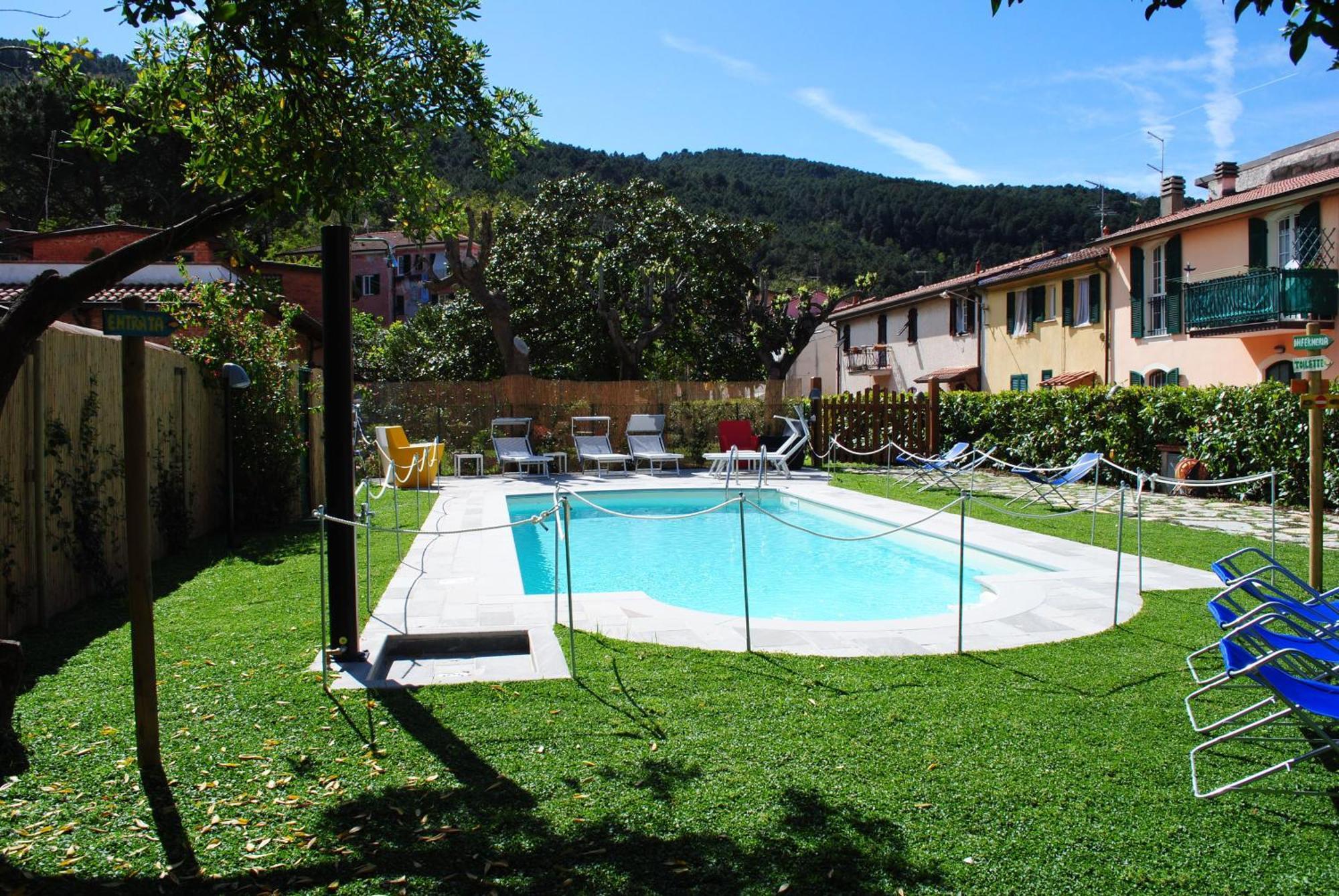 Hotel Sette Archi Bocca di Magra Buitenkant foto