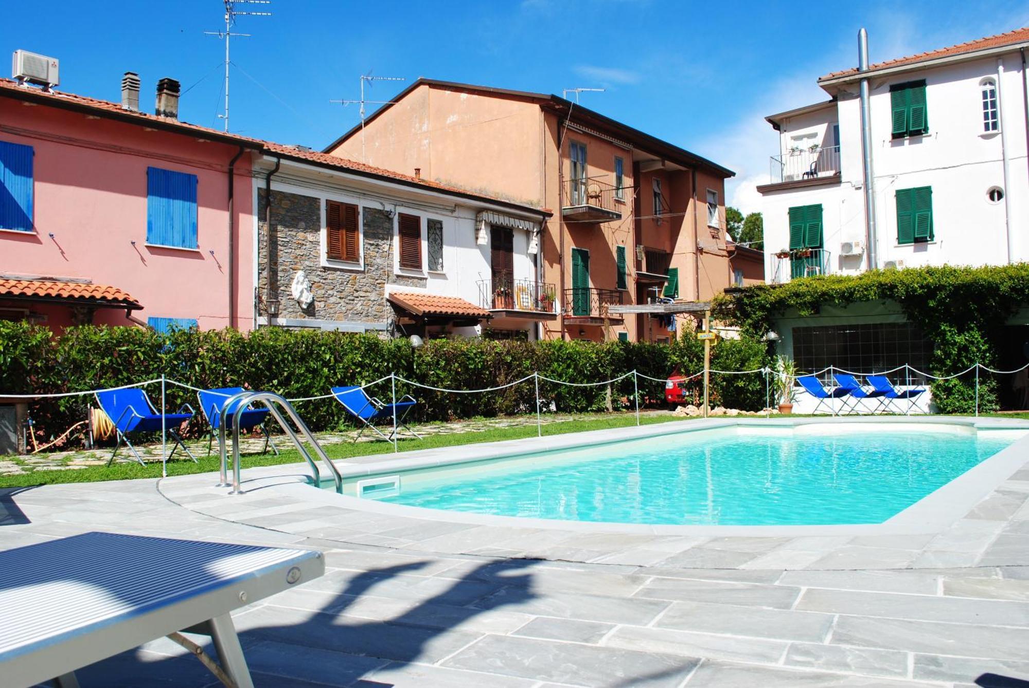 Hotel Sette Archi Bocca di Magra Buitenkant foto
